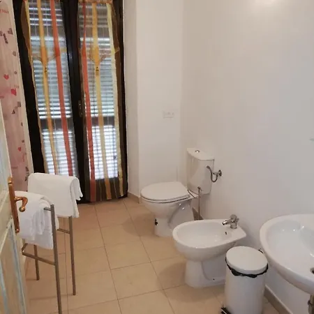 Le 7 Rane Oda ve Kahvaltı